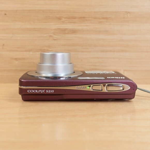 Nikon Coolpix S210 / 8MP Digital Camera / 3x Optical Zoom / Plum / Tested - Picture 6 of 9